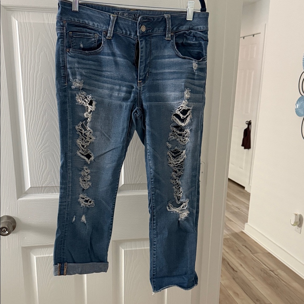 American Eagle Outfitters Distressed Cropped Dark Blue Jeans